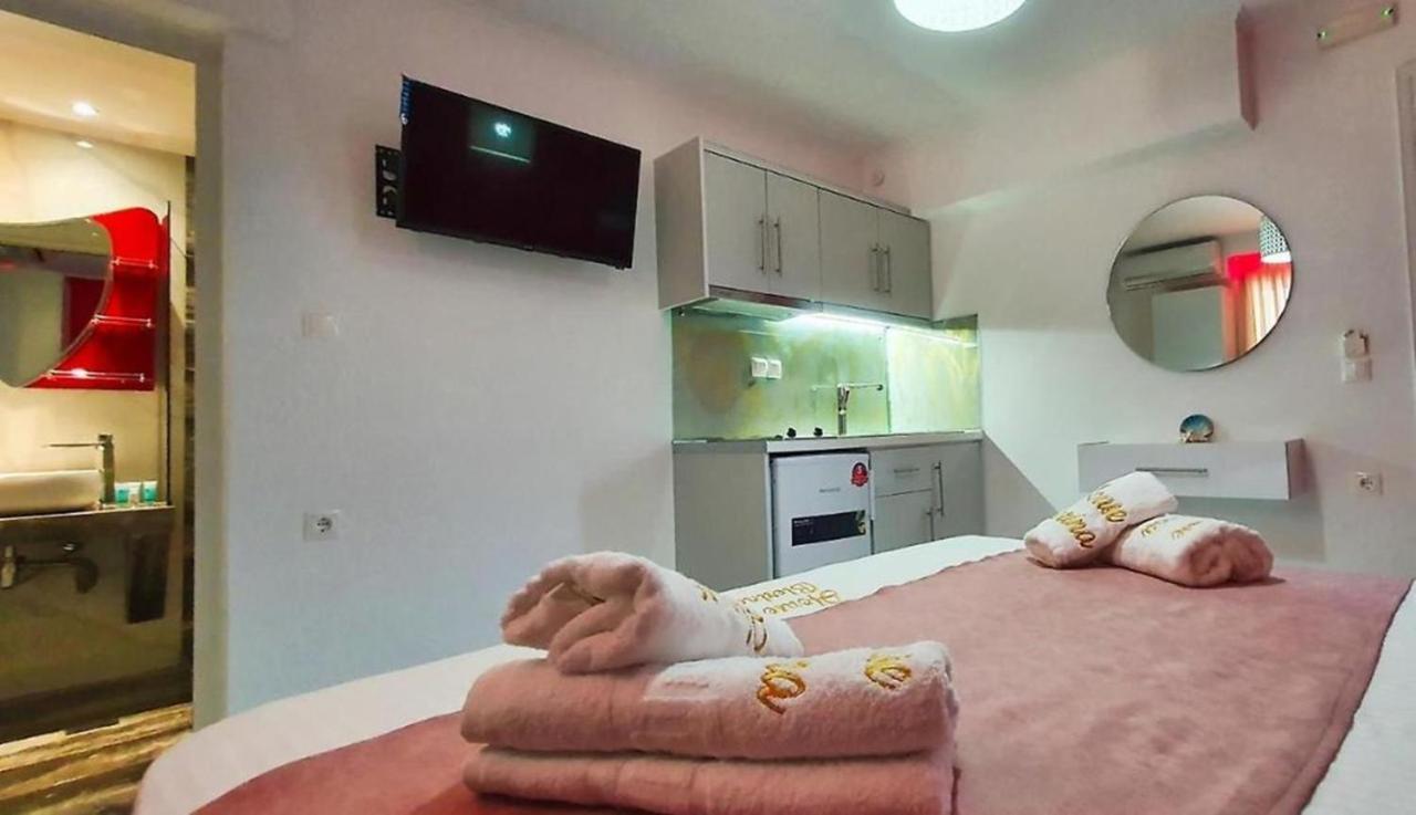 Bed and Breakfast House Blerina Сарти Экстерьер фото