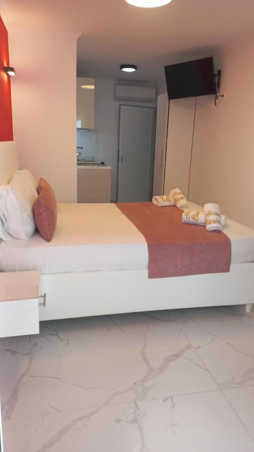 Bed and Breakfast House Blerina Сарти Экстерьер фото