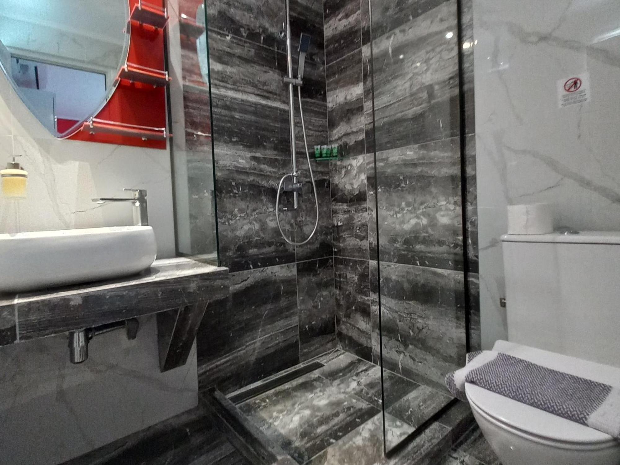 Bed and Breakfast House Blerina Сарти Экстерьер фото